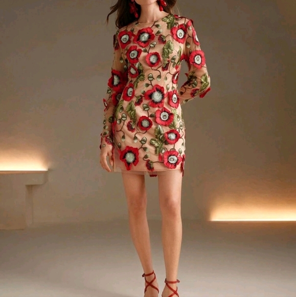 WomenShortFitted Dress With3D Embroidered Floral Mesh Trim,Luxurious and Elegant - Picture 1 of 5